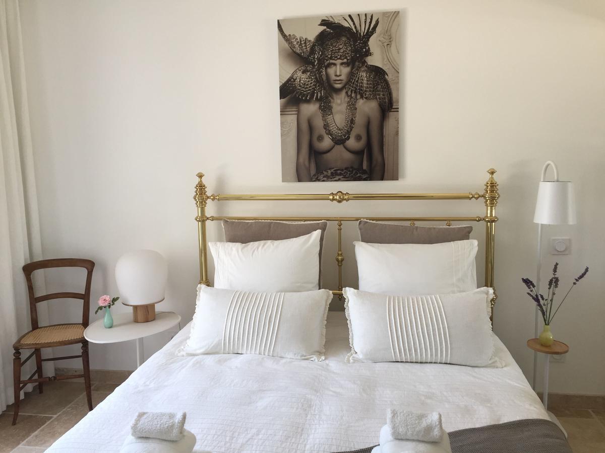 Le Mas Des Lauriers Bed and Breakfast Paradou Εξωτερικό φωτογραφία
